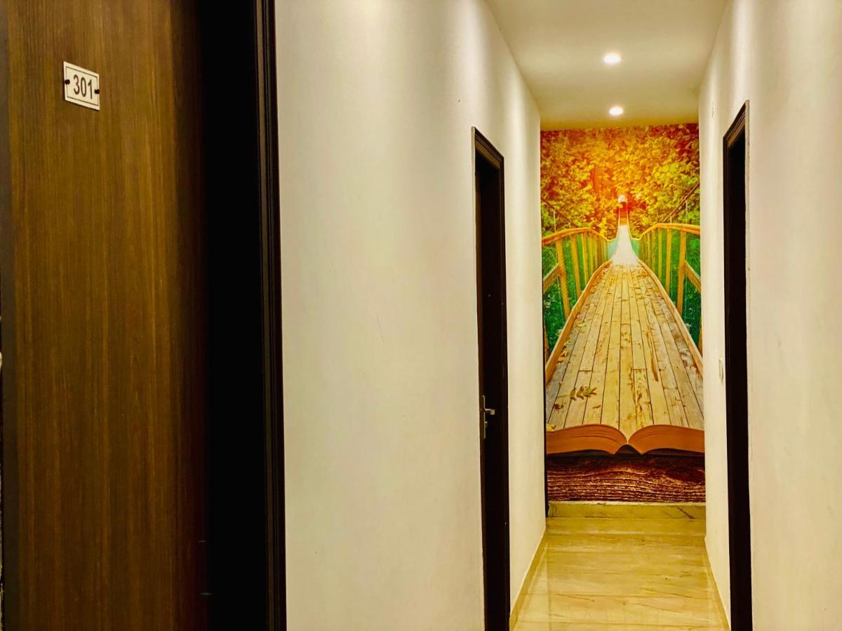 Hotel Hollywood - Family Hotel Zirakpur Eksteriør billede